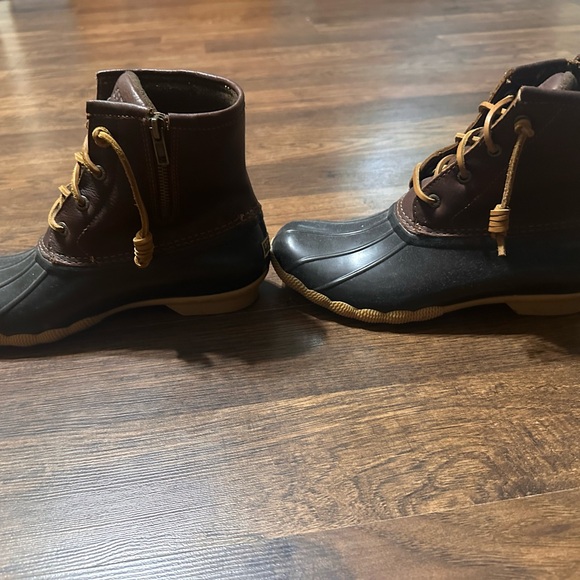 Sperry Boots - Picture 4 of 4